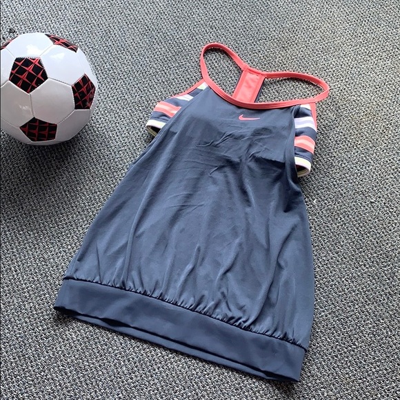 Nike Tops - Nike Sport 2 in 1 Tankini Top 🆕